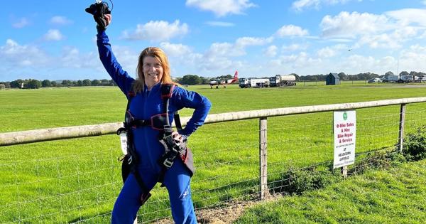Annalisa Howson Skydive Golden