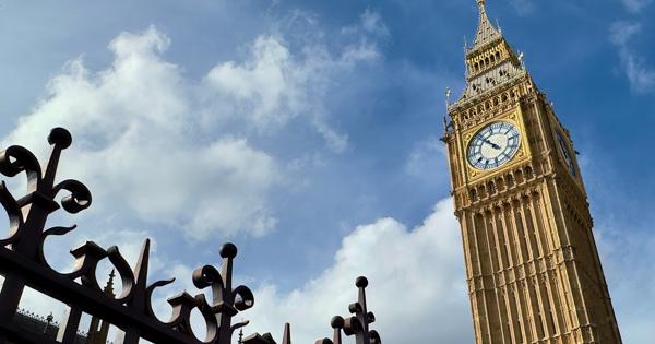 Big Ben Fence Golden